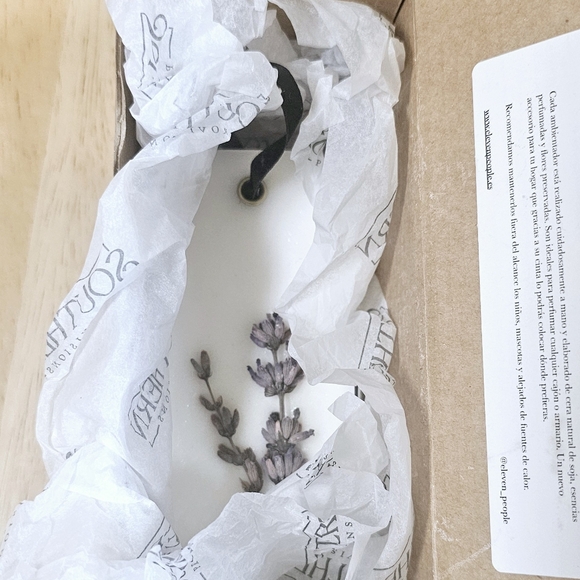New✨️Lavender Soy Wax Bar - Picture 2 of 6